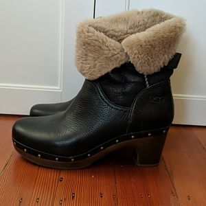 Ugg Women's 8 Clog Shearling Boots